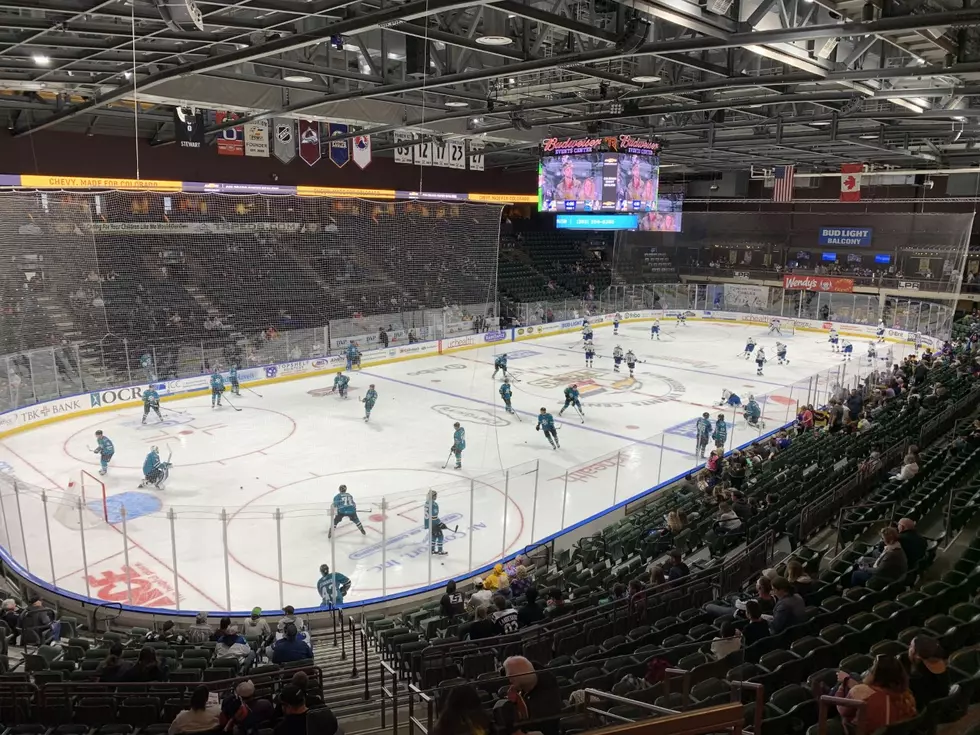 Eagles Pick up Huge Momentum in Home Sweep Over Texas